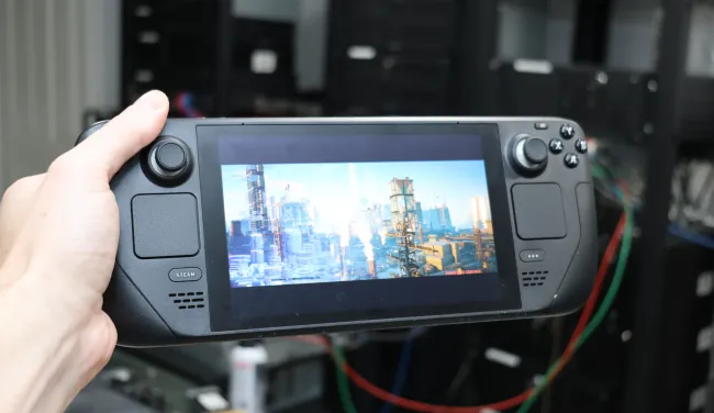 An In Focus Look At The New Steam Deck OLED Controller