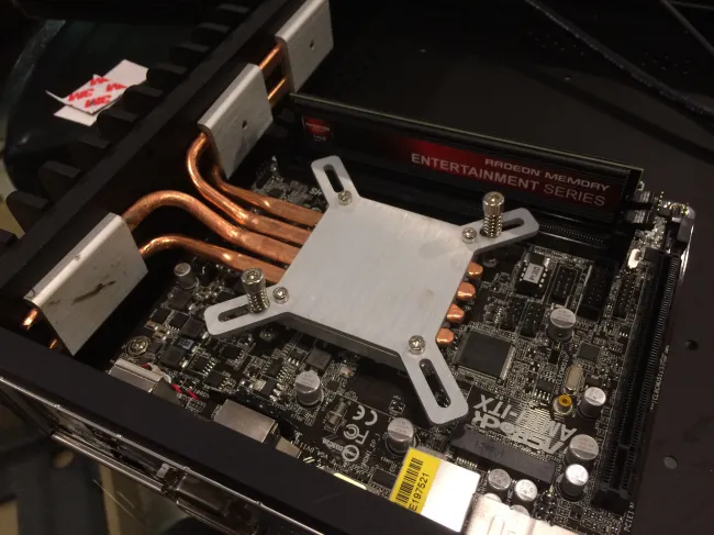 Streacom FC5: A Chassis To Build A Completely Fanless PC, Great For ...