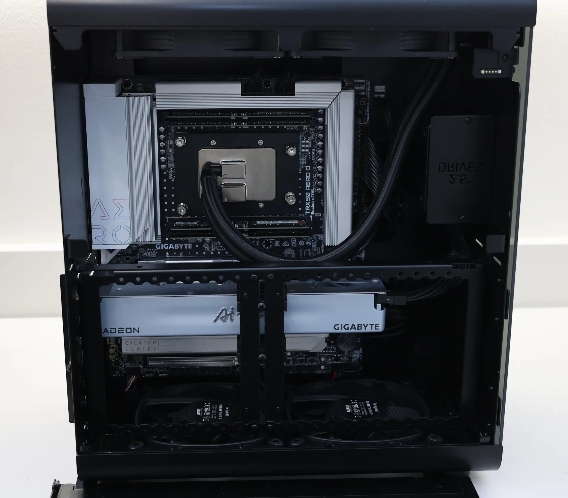 System76 Thelio Major: la workstation Linux all-AMD per carichi AI