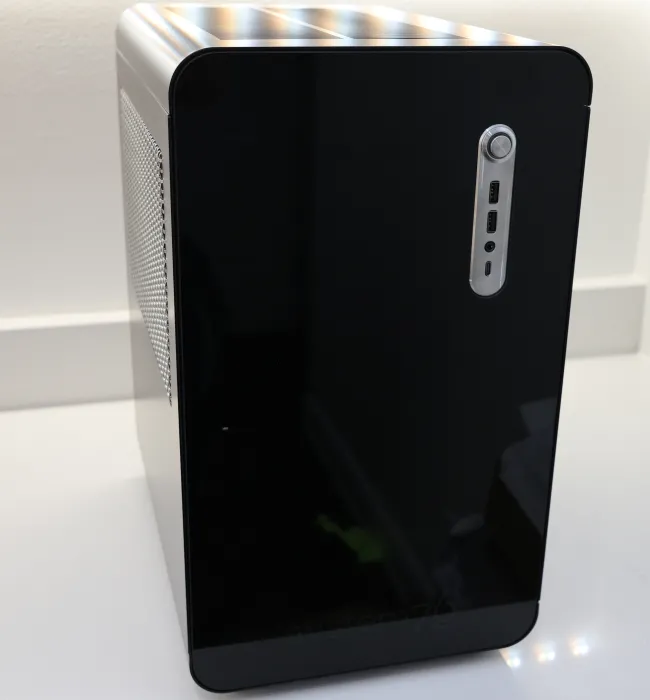 System76 Thelio Major front
