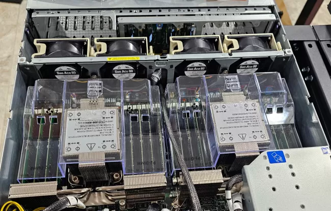 Intel Xeon Max 9480 in Supermicro server